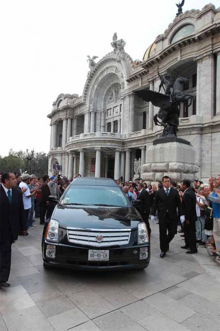 Con El Ltimo Trago Despiden A Ch Vela Vargas En Bellas Artes El Sol