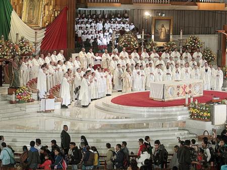 Acudieron 6 8 millones de feligreses a la Basílica El Sol de Nayarit