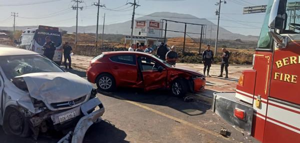 Dos Mujeres Lesionadas Deja Brutal Percance En La Carretera Federal