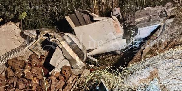 Trágico accidente deja tres prensados fallecidos en la libre 15 Tepic