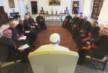 imagen 2 de Cultura || El Papa Francisco  se reunió con el obispo de Tepic Monseñor Luis Artemio en el Vaticano