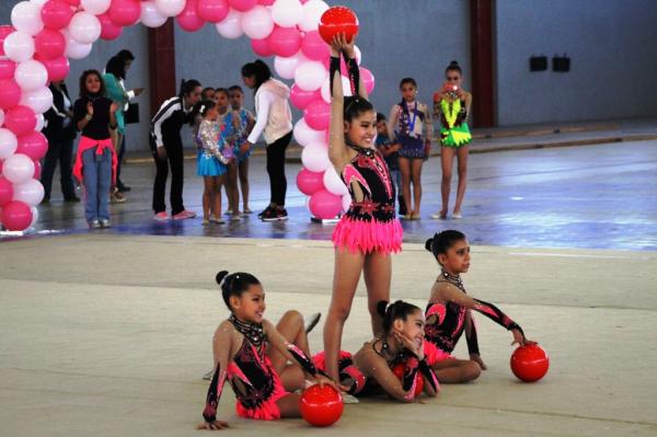 imagen 2 de Deportes || Celebran estatal de Gimnasia Rítmica de la Olimpiada Nacional 2015