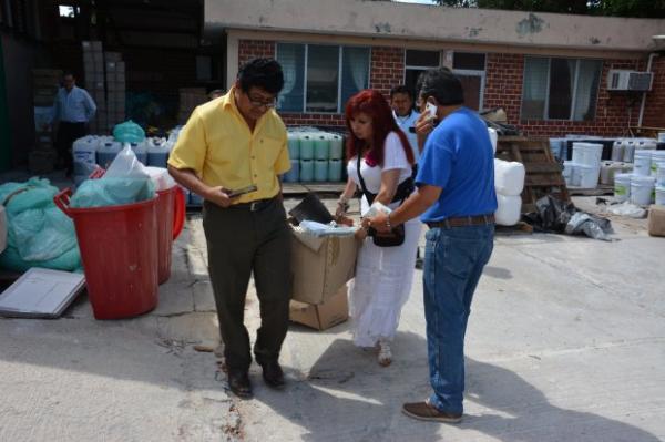 imagen 2 de Política || Exhiben desperdicio de medicamentos en el IMSS de Campeche