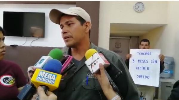 imagen 1 de Política || Empleados de CESAVENAY se manifiestan: no les han pagado en tres meses