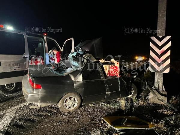 Fatal Accidente Deja 2 Muertos Y 2 Heridos En Autopista Tepic-GDL - El ...