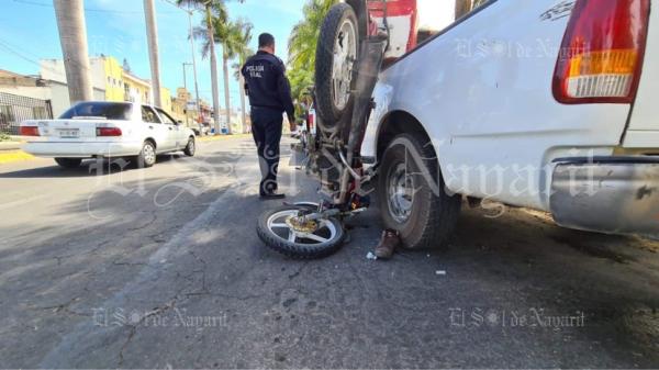 Imprudente Conductor Provoca Accidente En Col Tecolote El Sol De Nayarit 0681