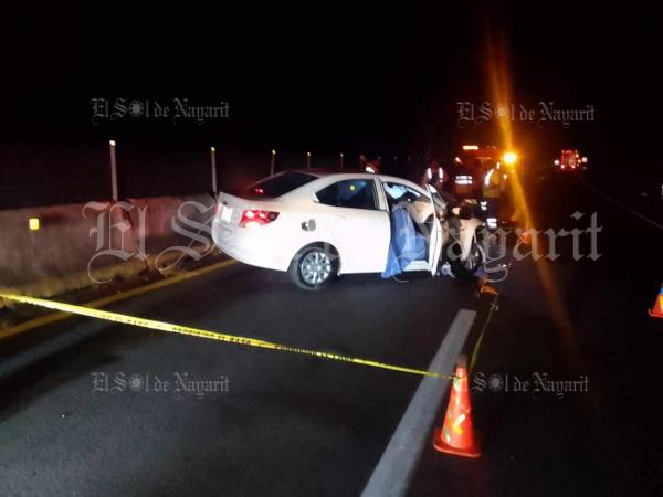 Una Mujer Sin Vida Y Tres Heridos Deja Accidente En Autopista Tepic Gdl