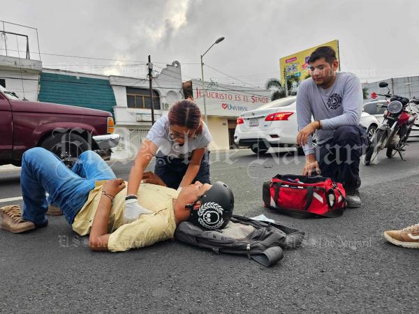 Moto VS Moto Nuevo Choque Deja 1 Herido En Av Insurgentes El Sol De Nayarit