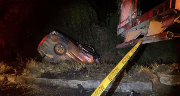 Terrible Accidente De Tráiler Y Auto Deja Dos Personas Sin Vida En ...