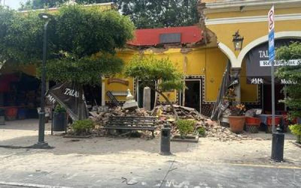 Colapsa Techo De Una Vivienda En Centro De Tlaquepaque Y Moviliza A