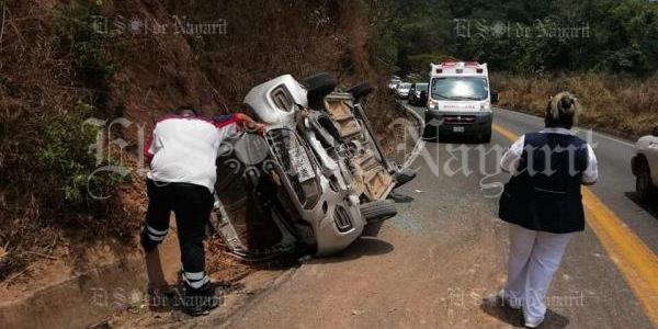 Fuerte Accidente Se Registra En La Carretera Federal 200 Tepic Puerto Vallarta El Sol De Nayarit